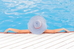 Make the right decision between on-ground and inground pools in Ottawa this summer.